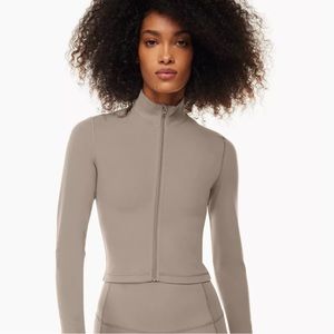 Tna butter limit zip up turner taupe small